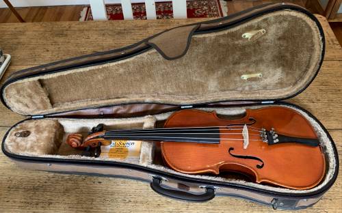 Seven eights  size Violin